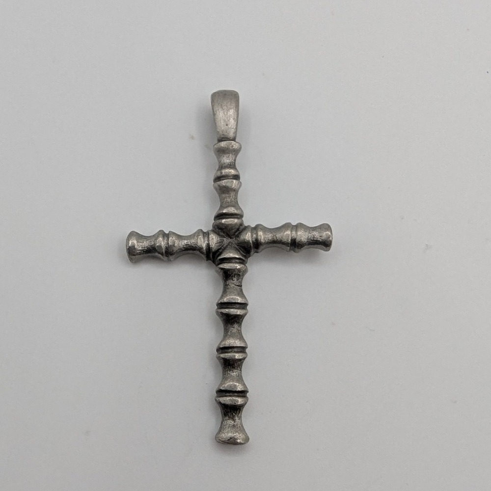 Vintage‎ Pewter Ribbed Bamboo Style Cross Pendant Religious Crucifix Jewelry